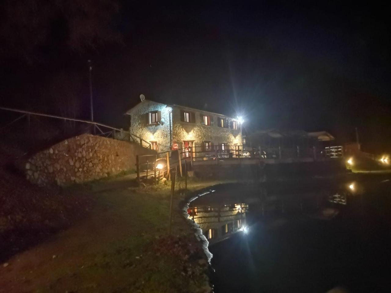 Taverna Del Dolmen Миллезимо Экстерьер фото
